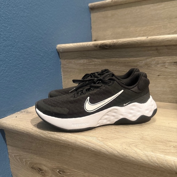 Nike Renew Ride 3 Running Shoes Black and White - Picture 1 of 6